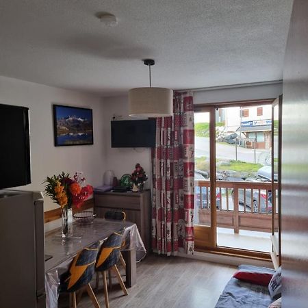 Agréable appartement de 6 pers au pieds des pistes ,wifi gratuit à Saint-Sorlin-d'Arves labelise 3 étoiles au gîte de France Esterno foto