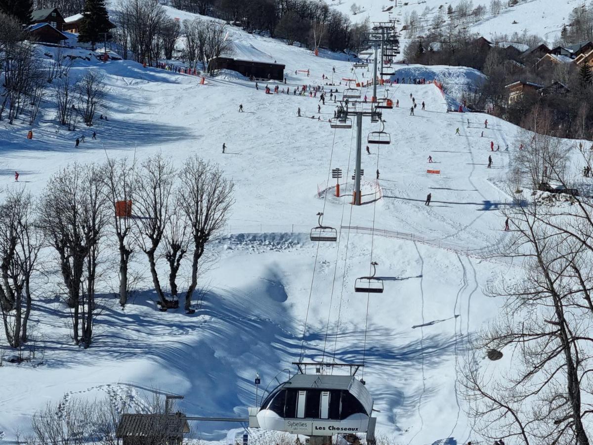 Agréable appartement de 6 pers au pieds des pistes ,wifi gratuit à Saint-Sorlin-d'Arves labelise 3 étoiles au gîte de France Esterno foto