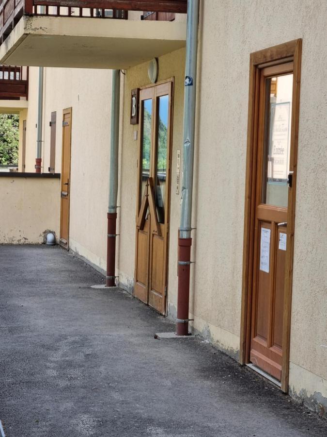 Agréable appartement de 6 pers au pieds des pistes ,wifi gratuit à Saint-Sorlin-d'Arves labelise 3 étoiles au gîte de France Esterno foto